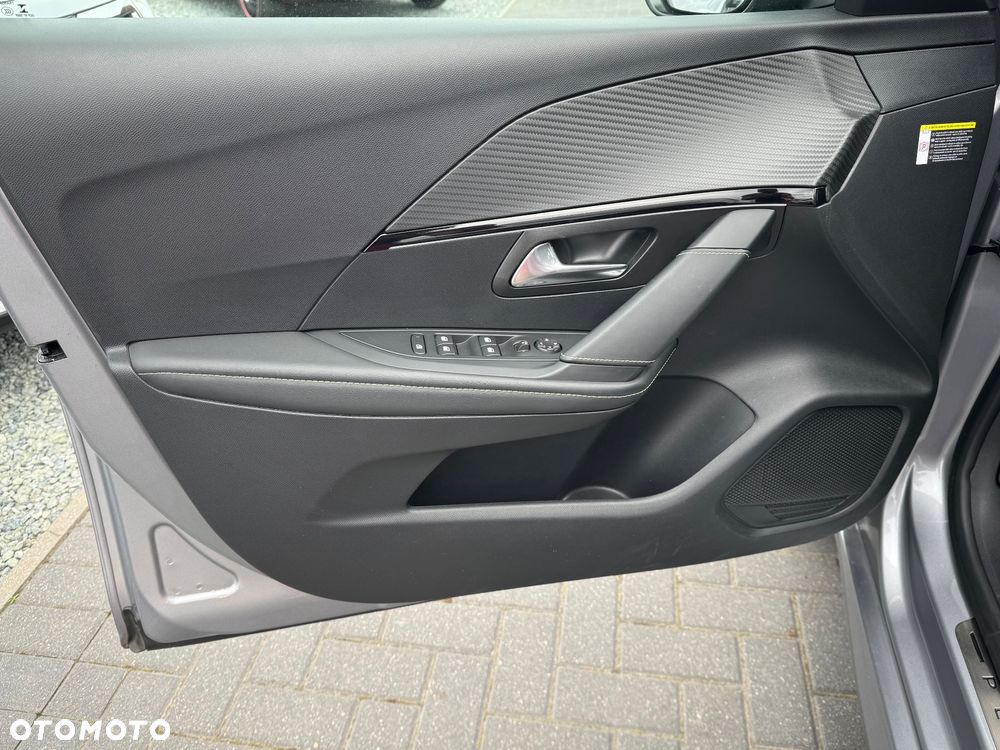 Peugeot 208 Elektromotor 136 GT+ - 11