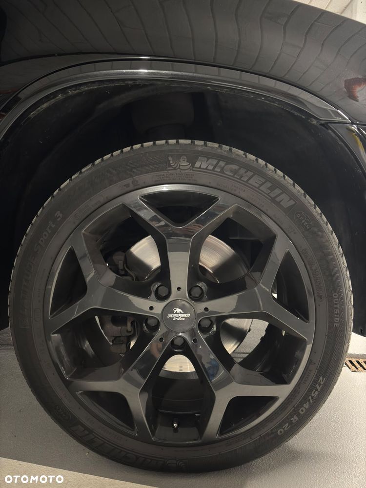 BMW X5 4.8is - 16