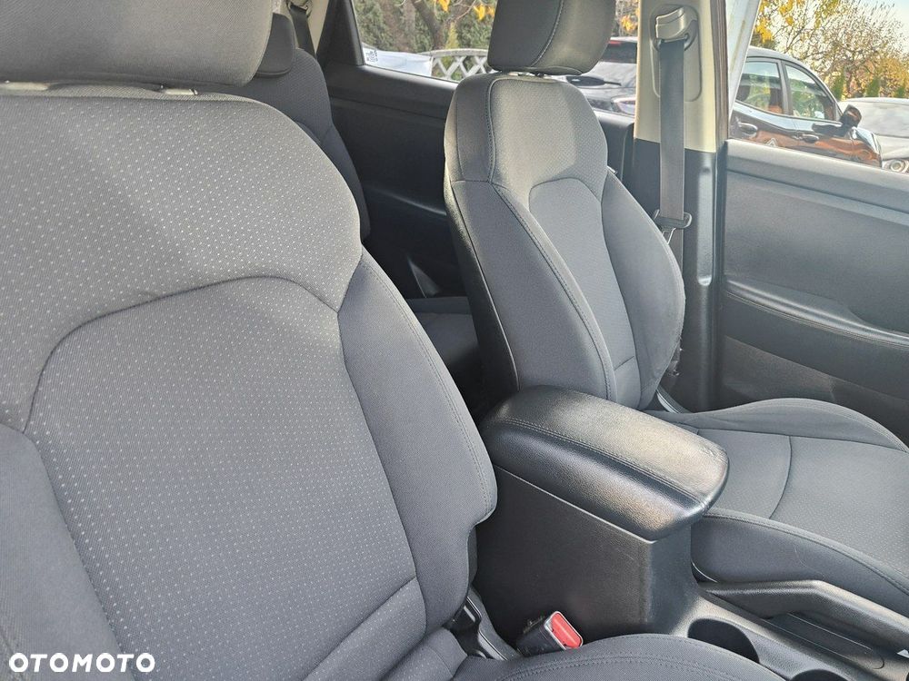 Kia Carens - 20