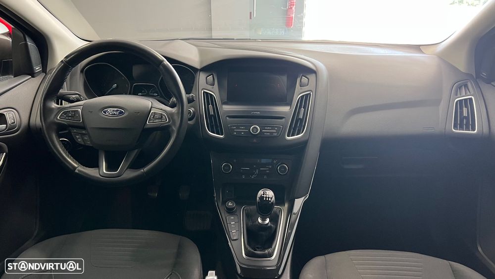 Ford Focus SW 1.5 TDCi Titanium - 20