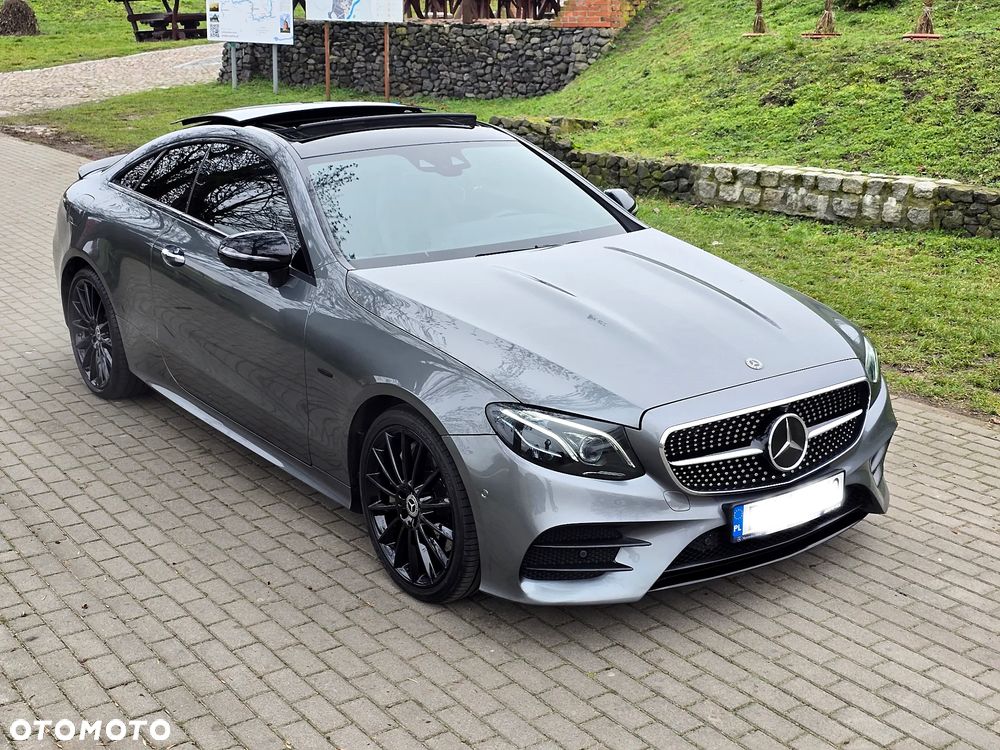 Mercedes-Benz Klasa E 350 9G-TRONIC AMG Line - 24