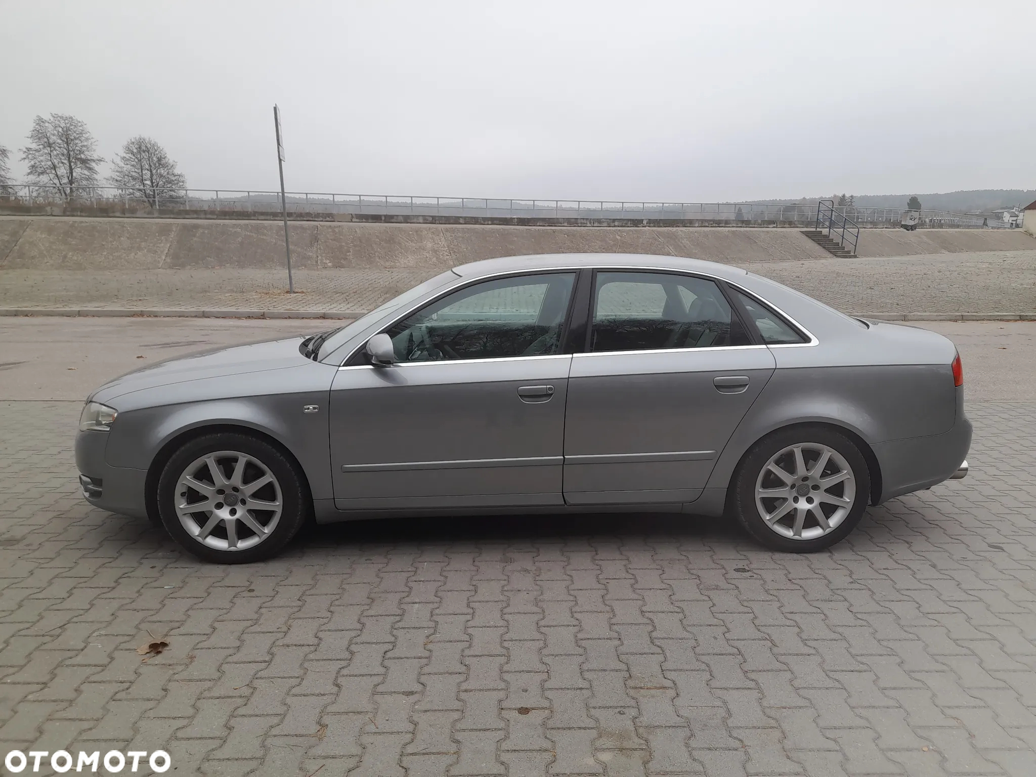 Audi A4 1.8 T quattro - 3