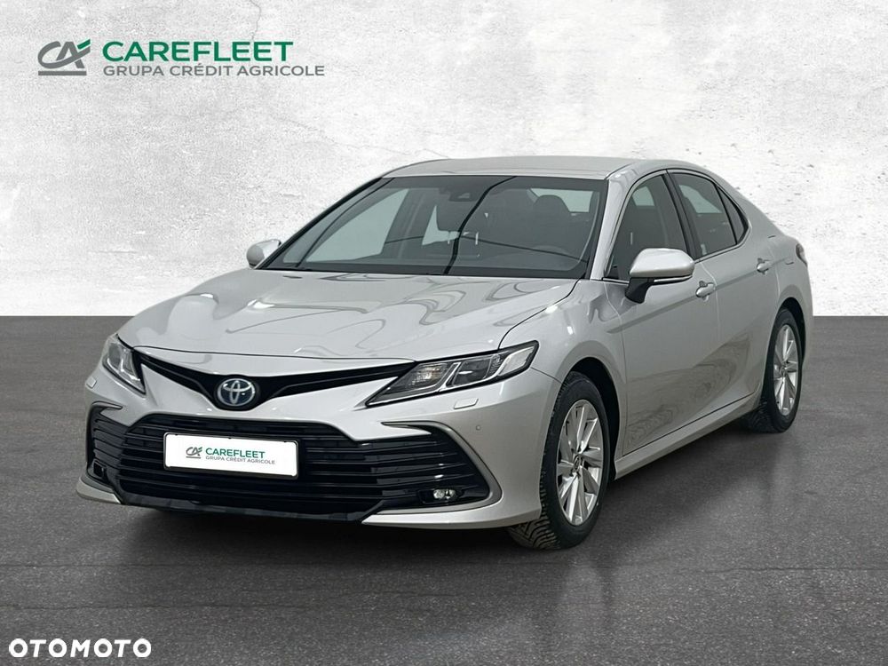Toyota Camry - 1