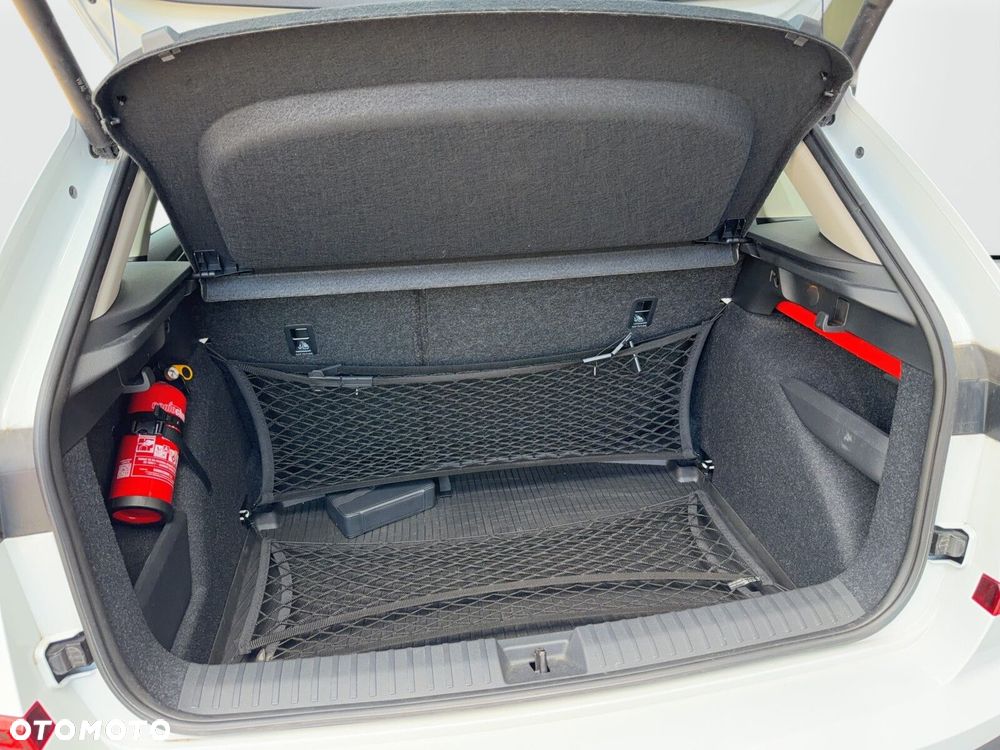 Skoda Kamiq 1.0 TSI Selection - 37