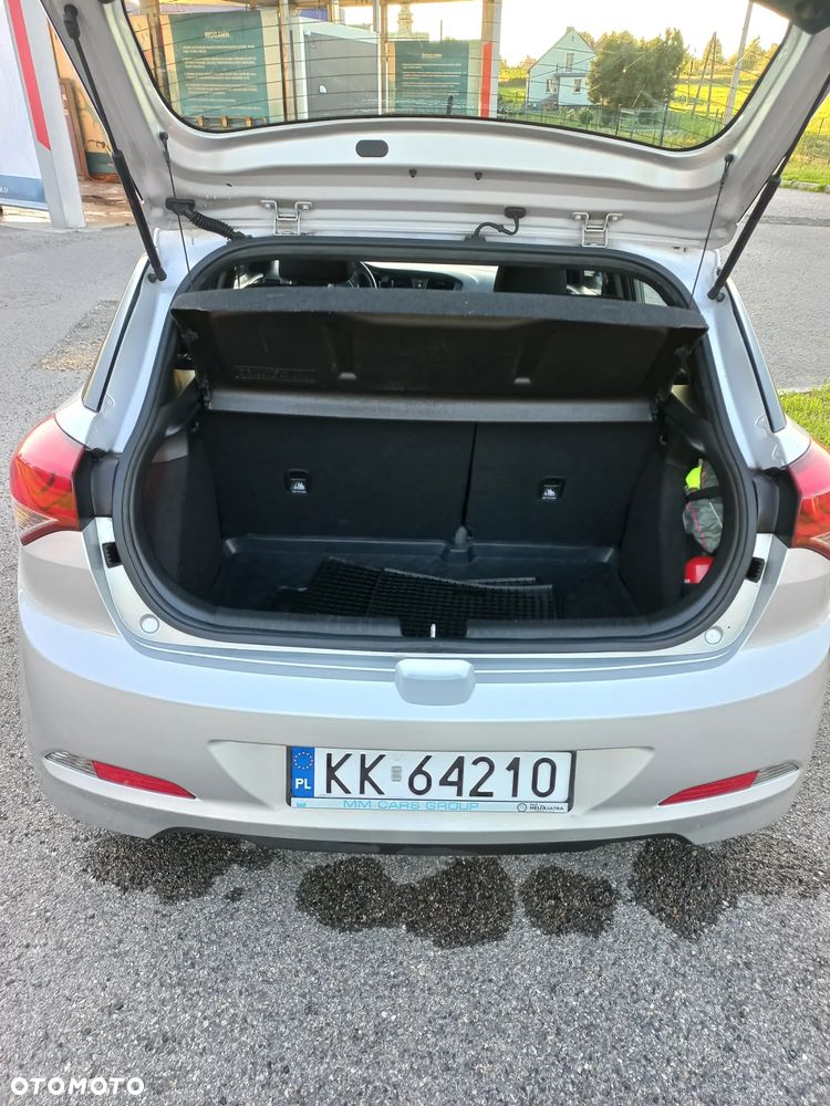 Hyundai i20 1.2 Classic Plus - 11