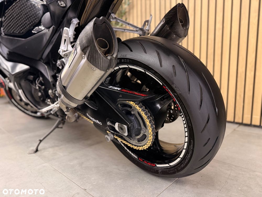 Suzuki GSX-R - 34
