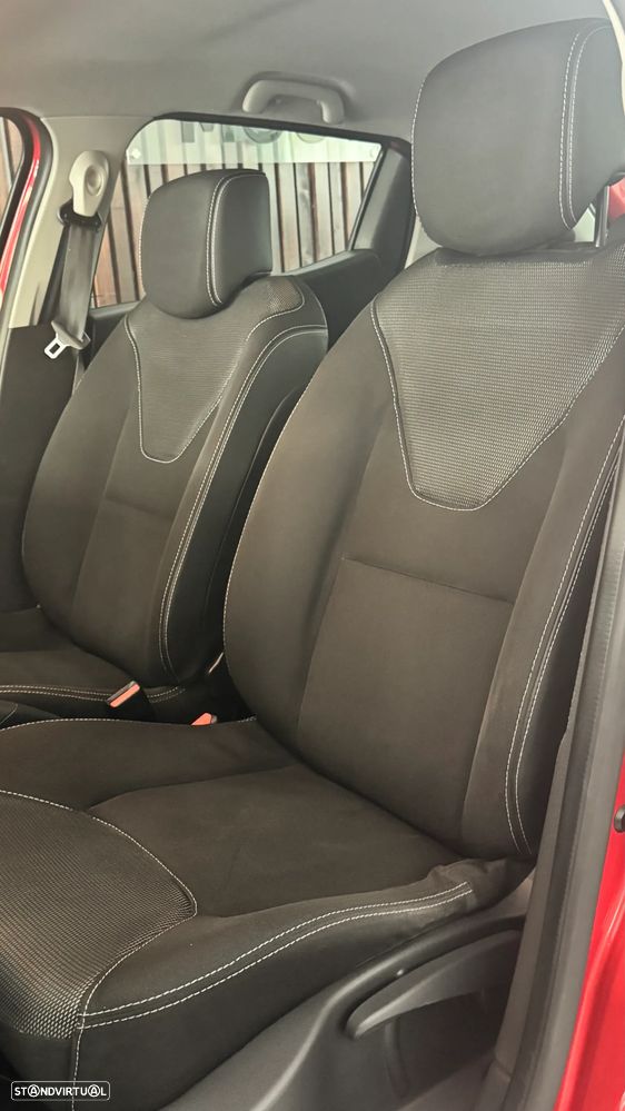 Renault Clio 1.5 dCi Dynamique S - 11