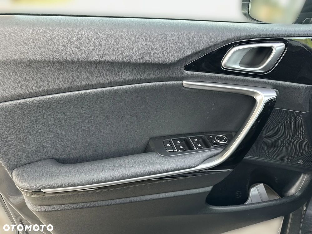 Kia ProCeed - 11