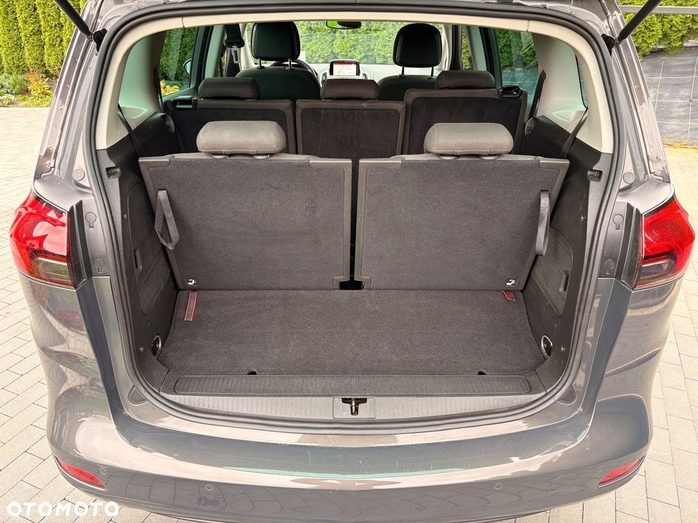 Opel Zafira - 26
