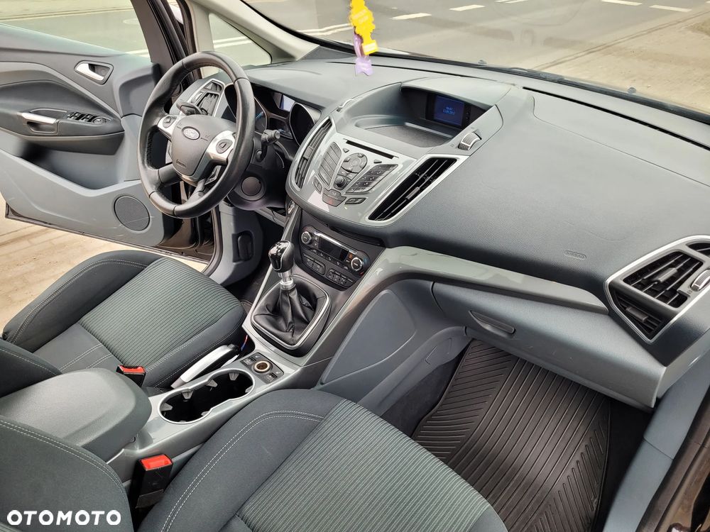 Ford C-MAX 1.6 TDCi Start-Stop-System Titanium - 24