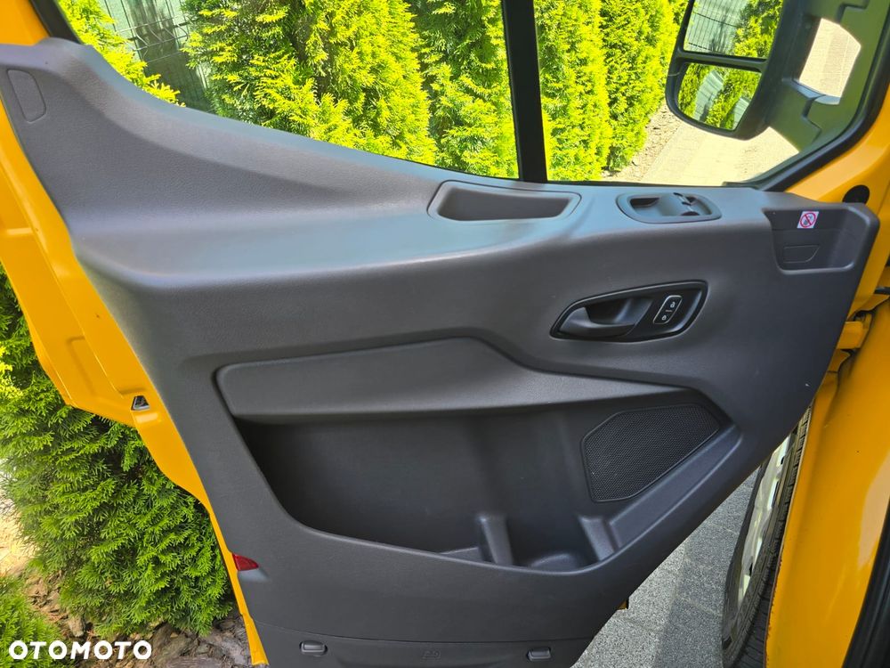 Ford TRANSIT DOKA SKRZYNIA - 21
