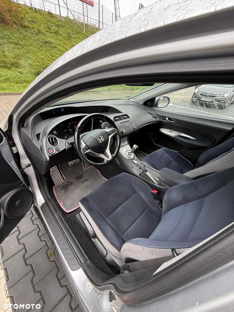Honda Civic - 10