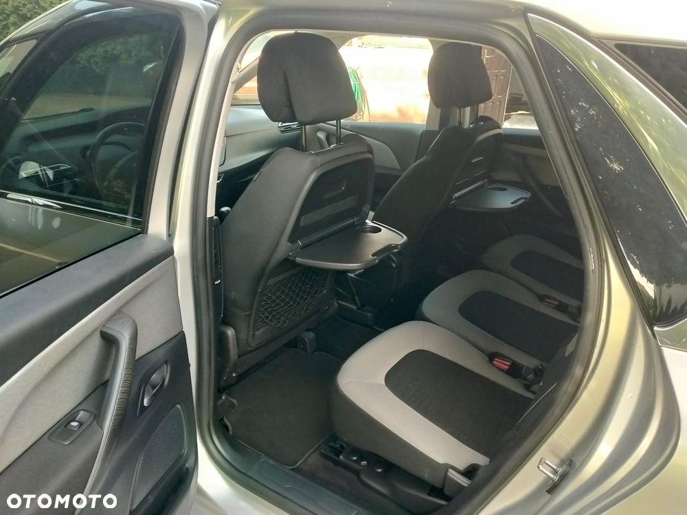 Citroën C4 Picasso - 23