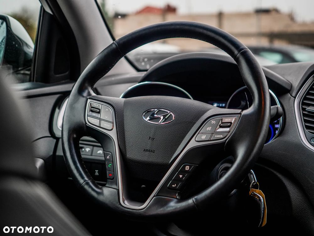 Hyundai Santa Fe - 32