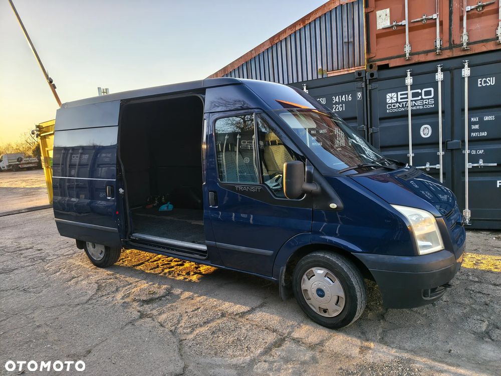 Ford Fransit - 2