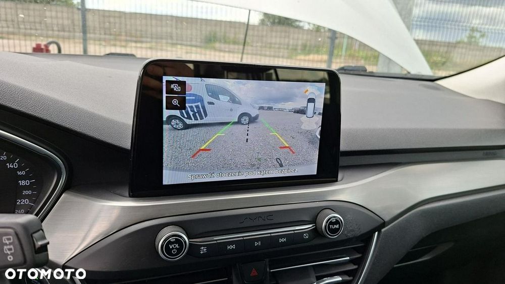 Ford Focus 2.0 EcoBlue Titanium - 10