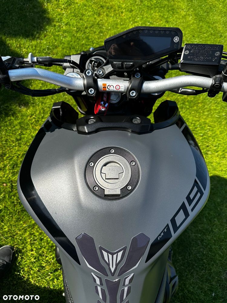 Yamaha MT - 10