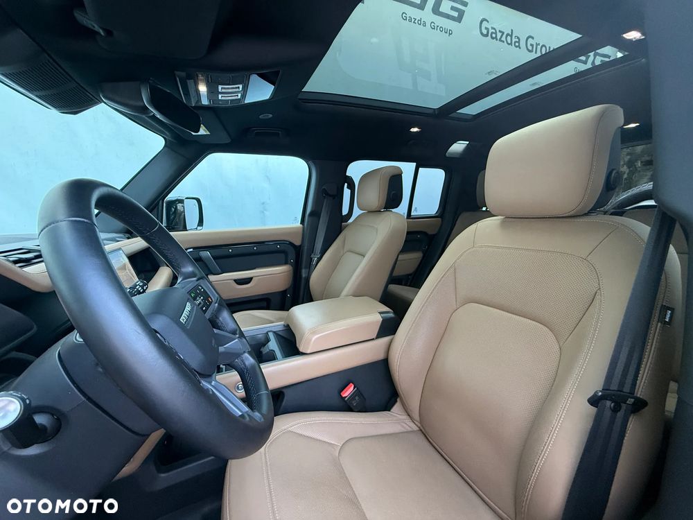 Land Rover Defender 3.0 D250 mHEV X-Dynamic HSE - 16