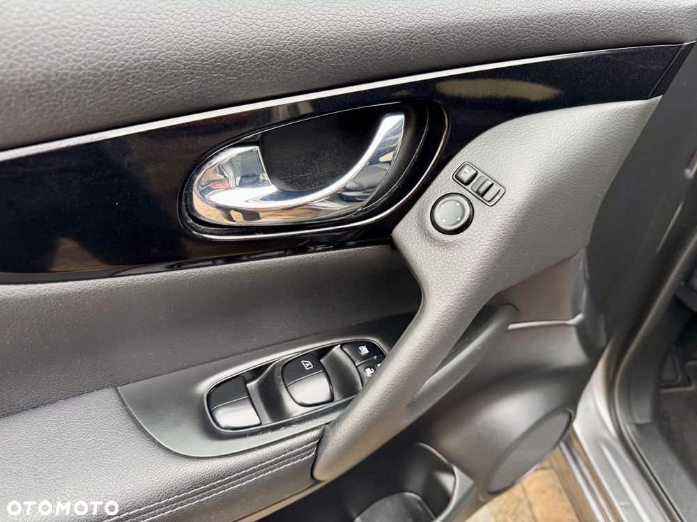 Nissan Qashqai 1.6 DIG-T TEKNA+ - 15