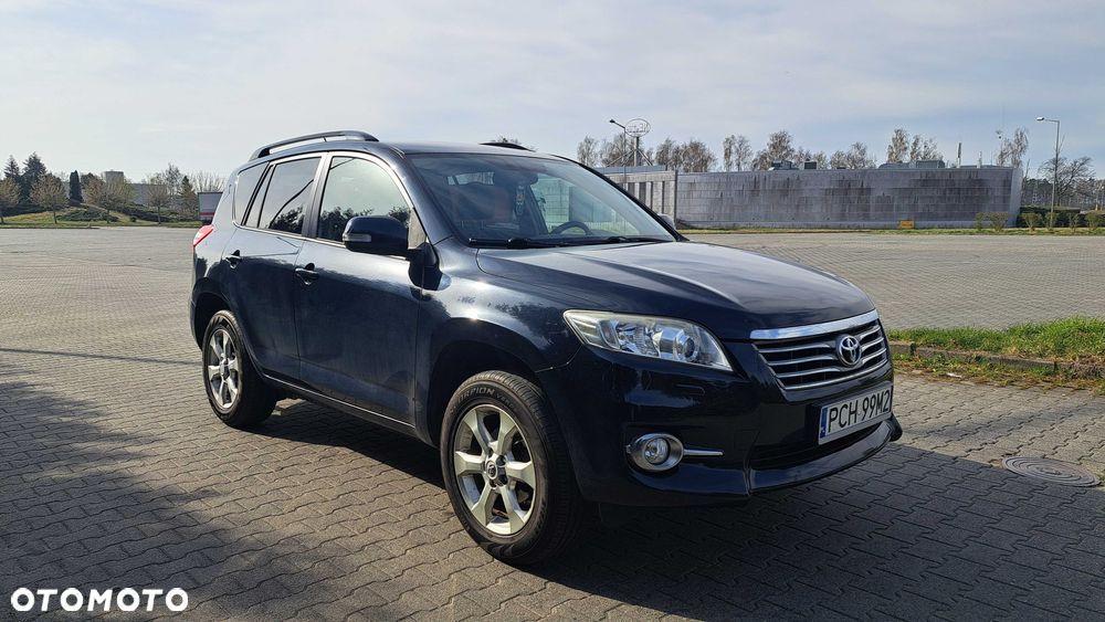 Toyota RAV4 - 2