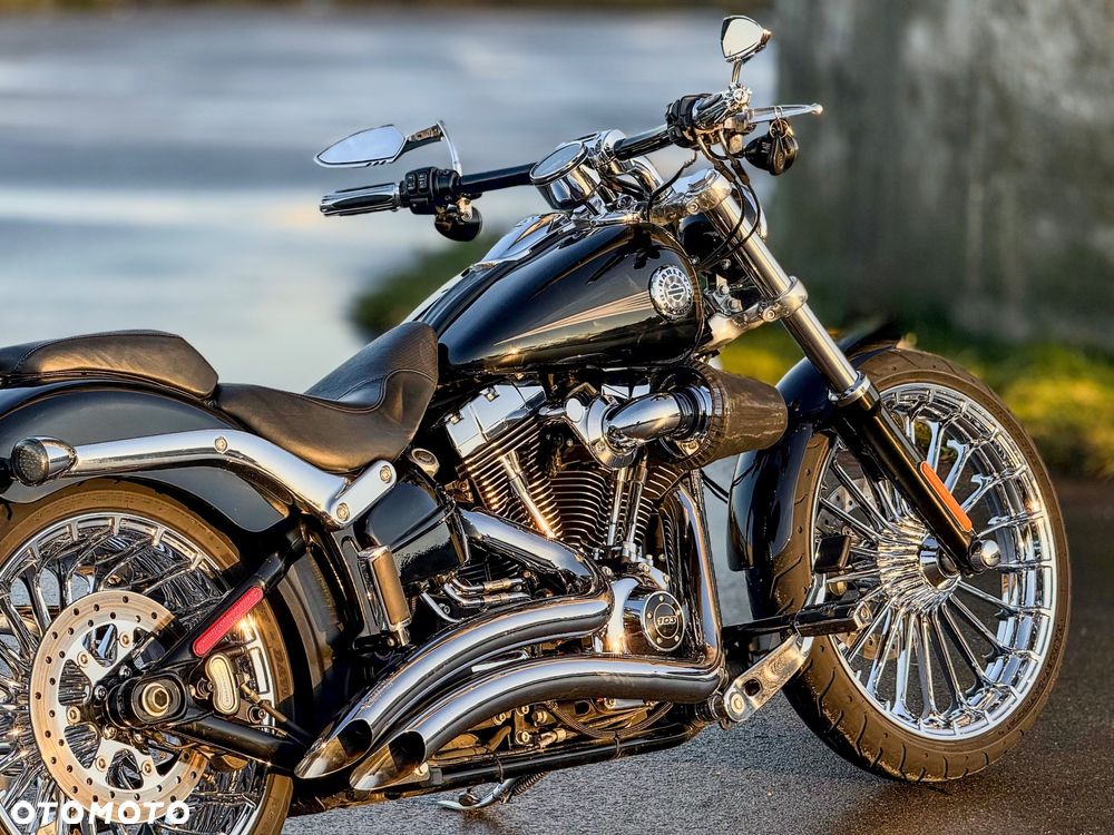 Harley-Davidson FXSB Breakout - 40