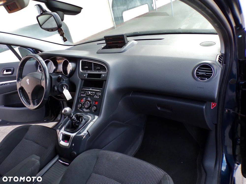 Peugeot 5008 2.0 HDi Premium - 16