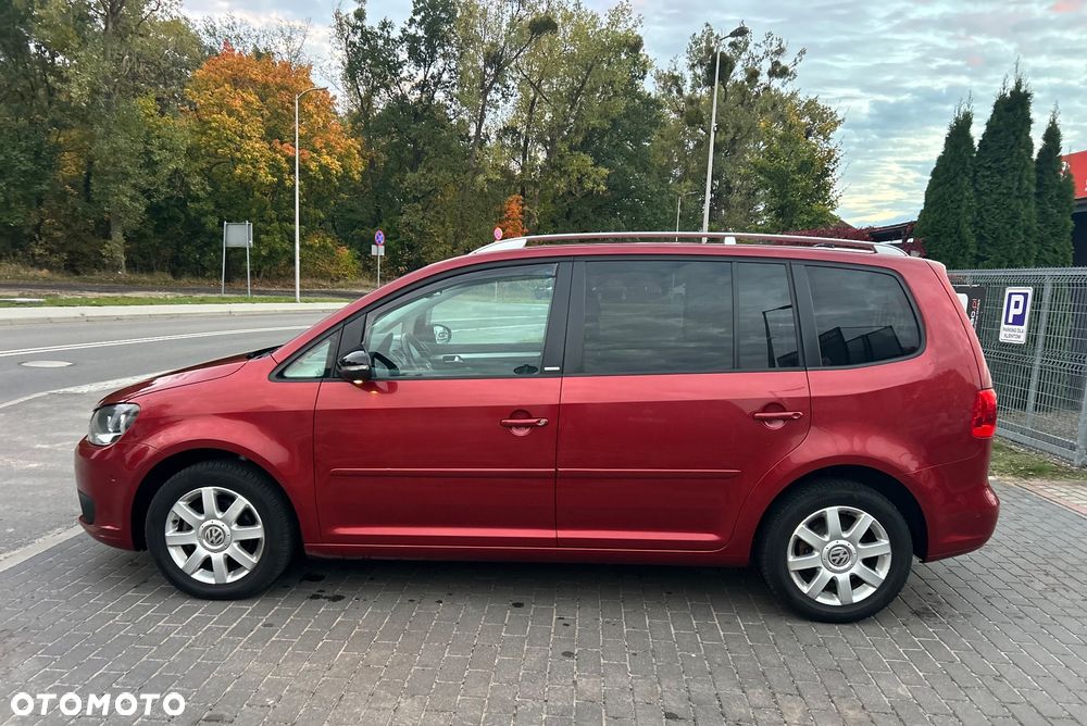 Volkswagen Touran - 13