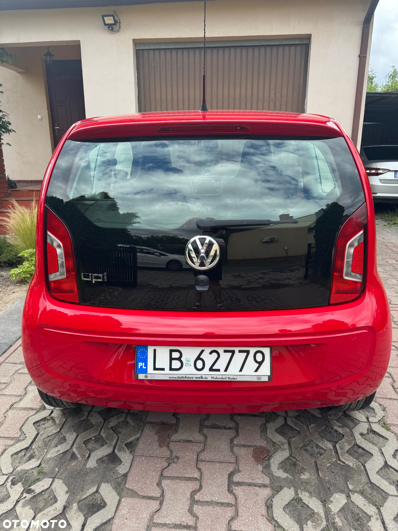 Volkswagen up! 1.0 high - 8