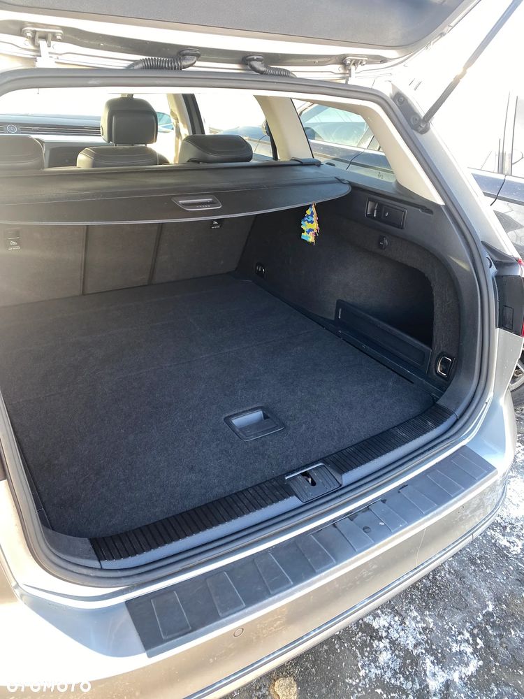 Volkswagen Passat Alltrack - 8