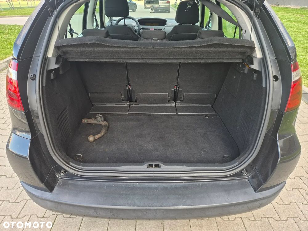 Citroën C4 Picasso 1.6 HDi Impress - 17