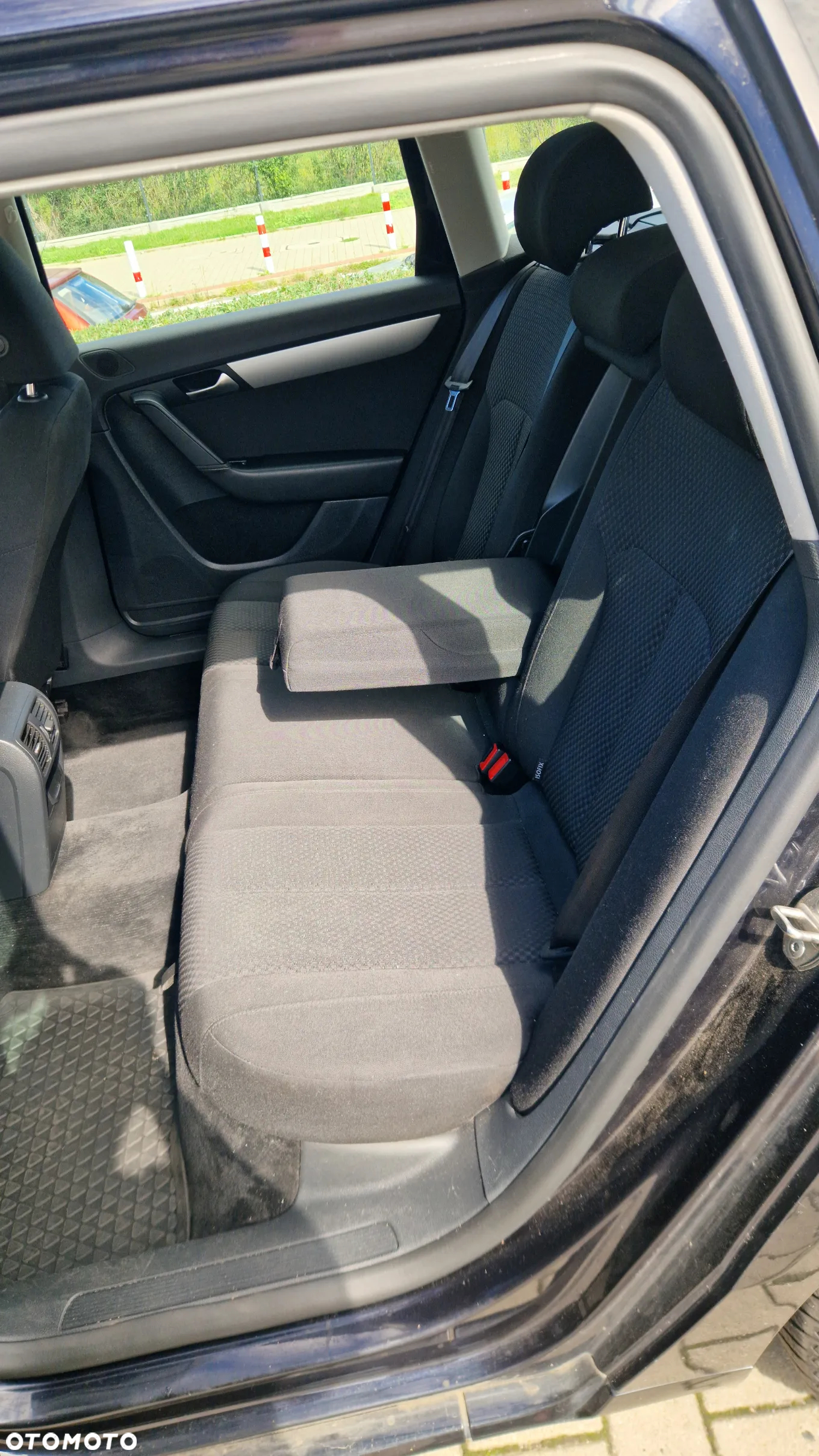 Volkswagen Passat - 15