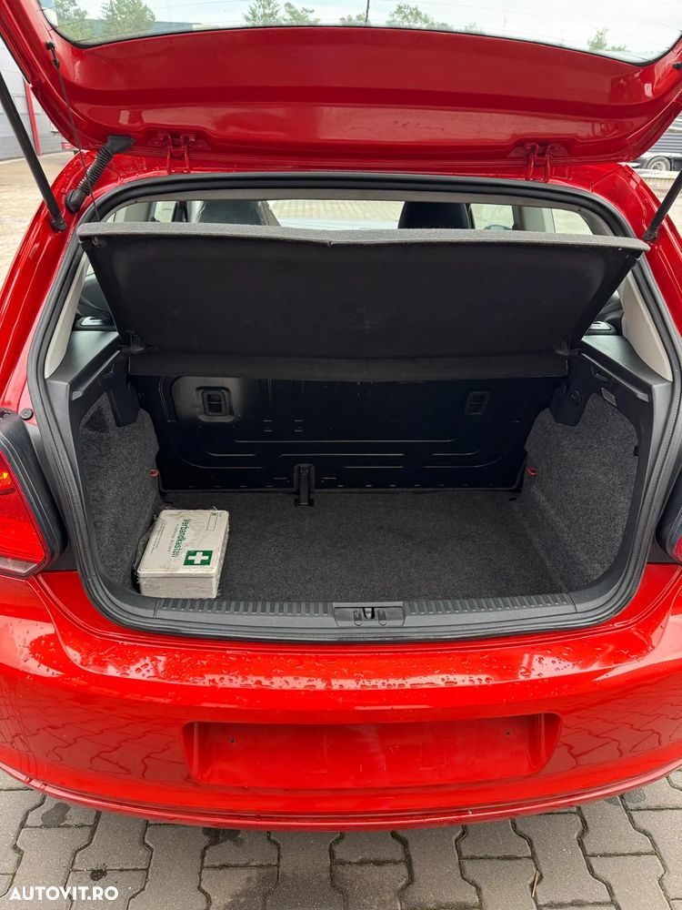 Volkswagen Polo 1.6 TDI Team - 24
