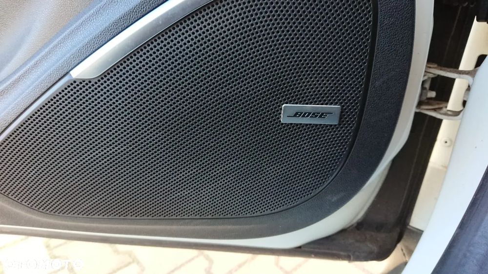 Renault Scenic Energy TCe 130 S&S Xmod Bose Edition - 18