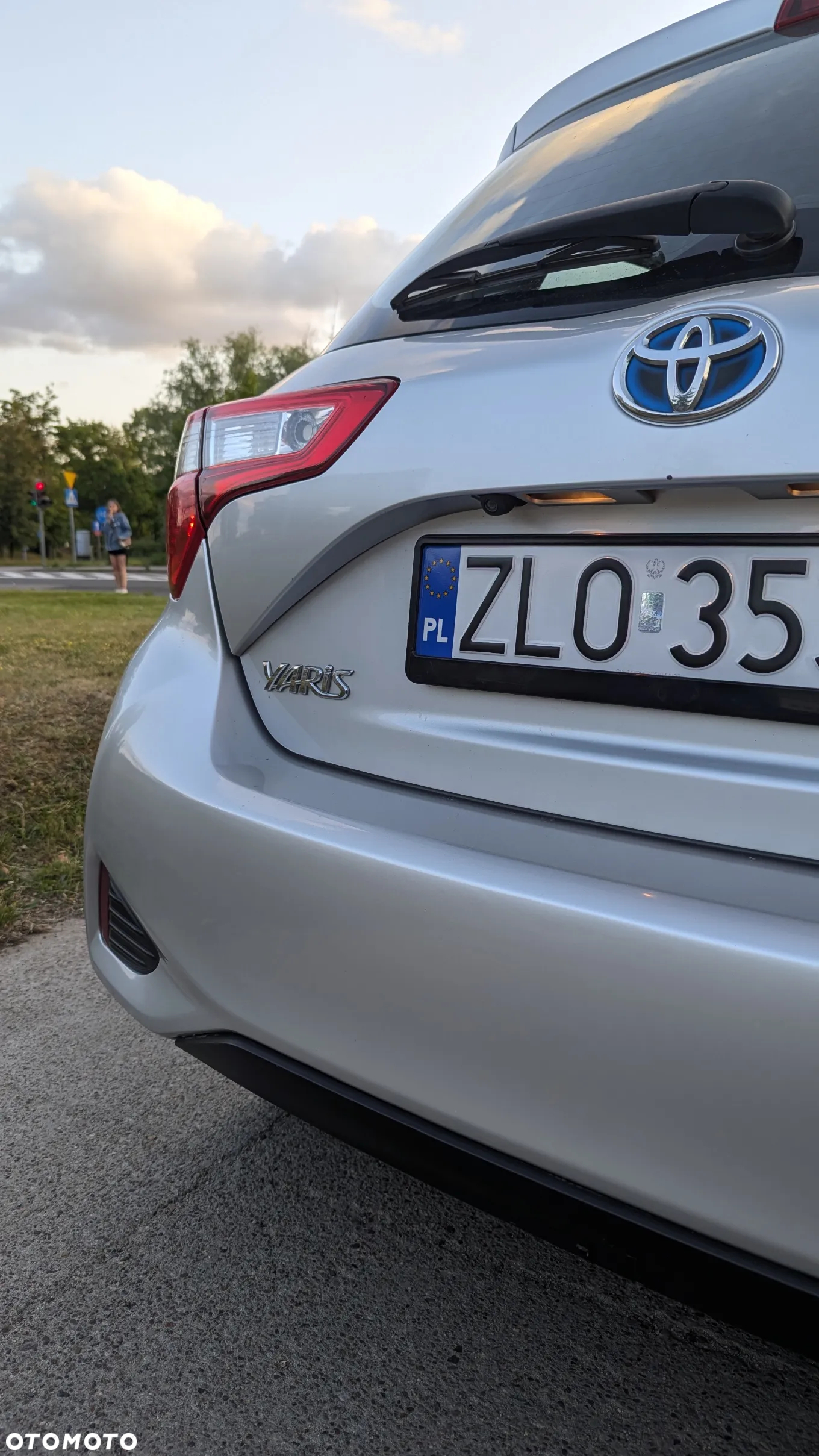 Toyota Yaris Hybrid 100 Dynamic - 7
