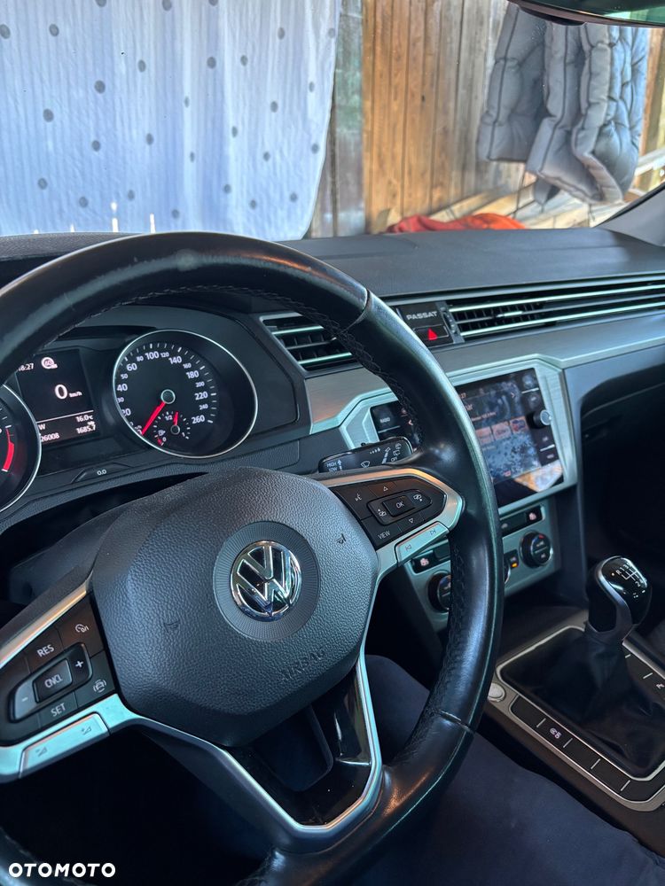 Volkswagen Passat 2.0 TDI EVO Business - 8