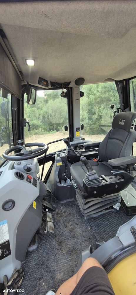 Cat 432 - 7