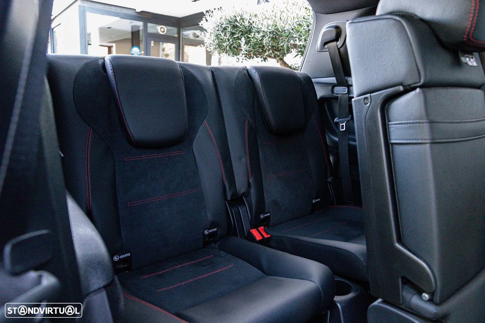 Mercedes-Benz GLB 180 d AMG Line - 18