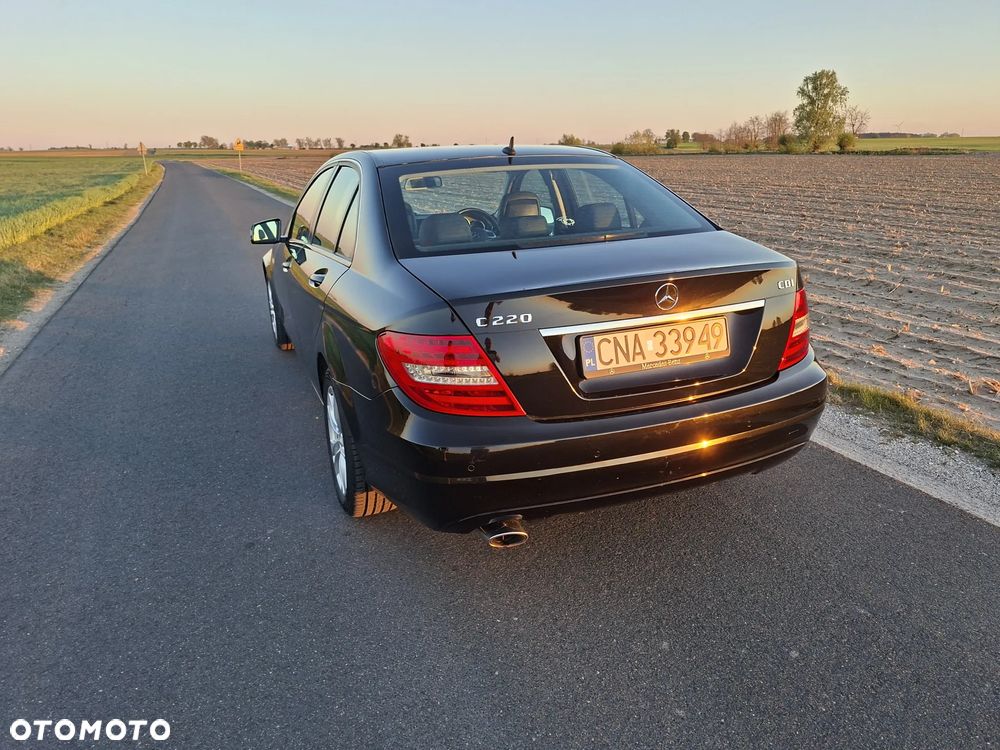 Mercedes-Benz Klasa C 220 CDI DPF (BlueEFFICIENCY) - 6