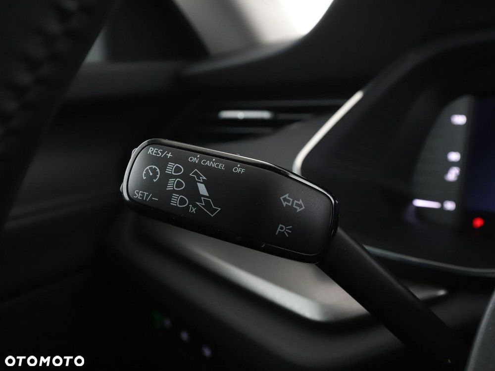 Skoda Octavia 2.0 TDI DSG Ambition - 37