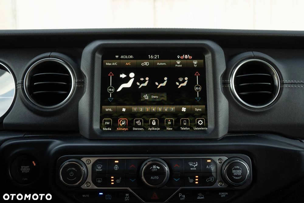 Jeep Wrangler Unlimited 2.0 Turbo PHEV 4xe Sahara - 26