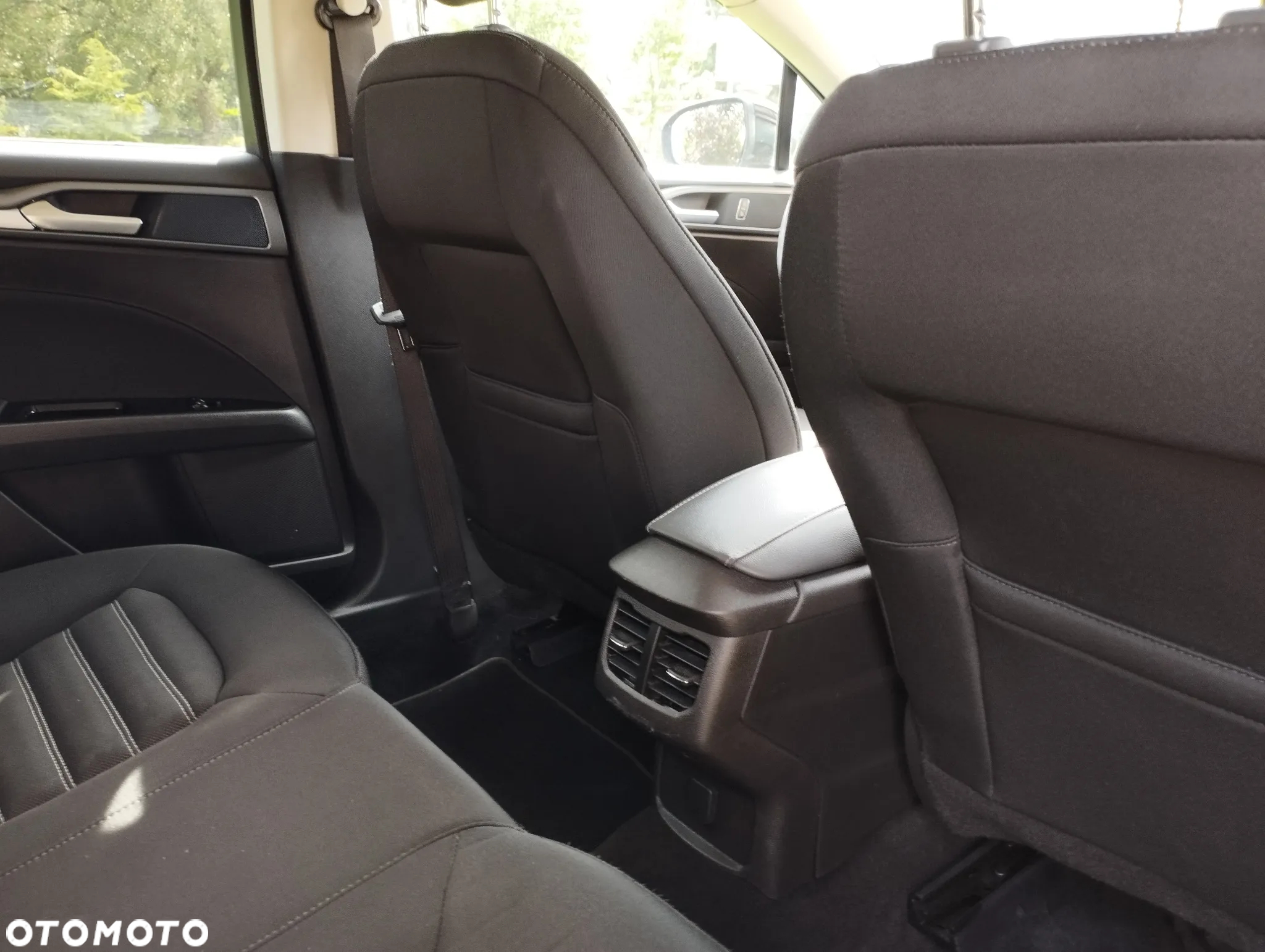 Ford Mondeo 2.0 TDCi Edition PowerShift - 17