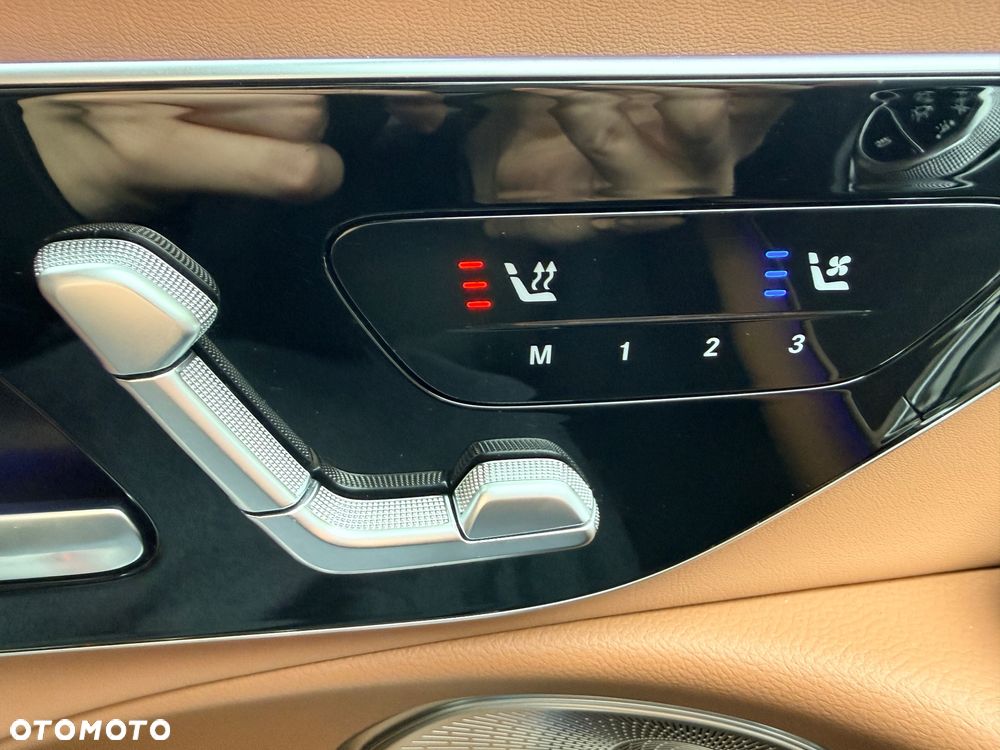 Mercedes-Benz Klasa E 220 d mHEV Exclusive 9G-Tronic - 37