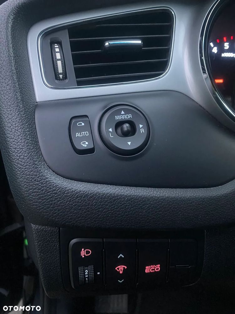 Kia Ceed Cee'd 1.6 CRDi XL - 2