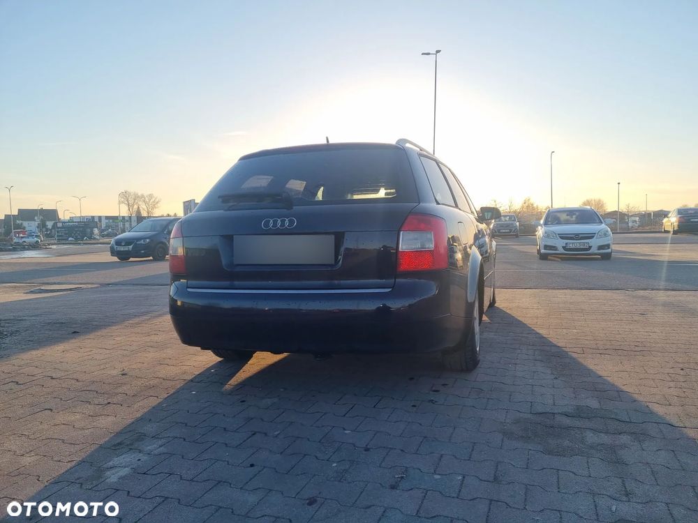 Audi A4 Avant - 5