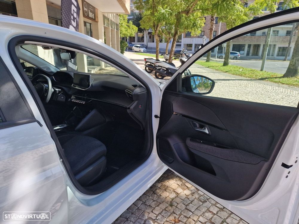 Peugeot e-208 50 kWh Style - 18