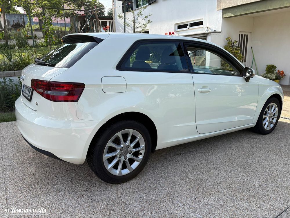 Audi A3 1.6 TDI Attraction - 6