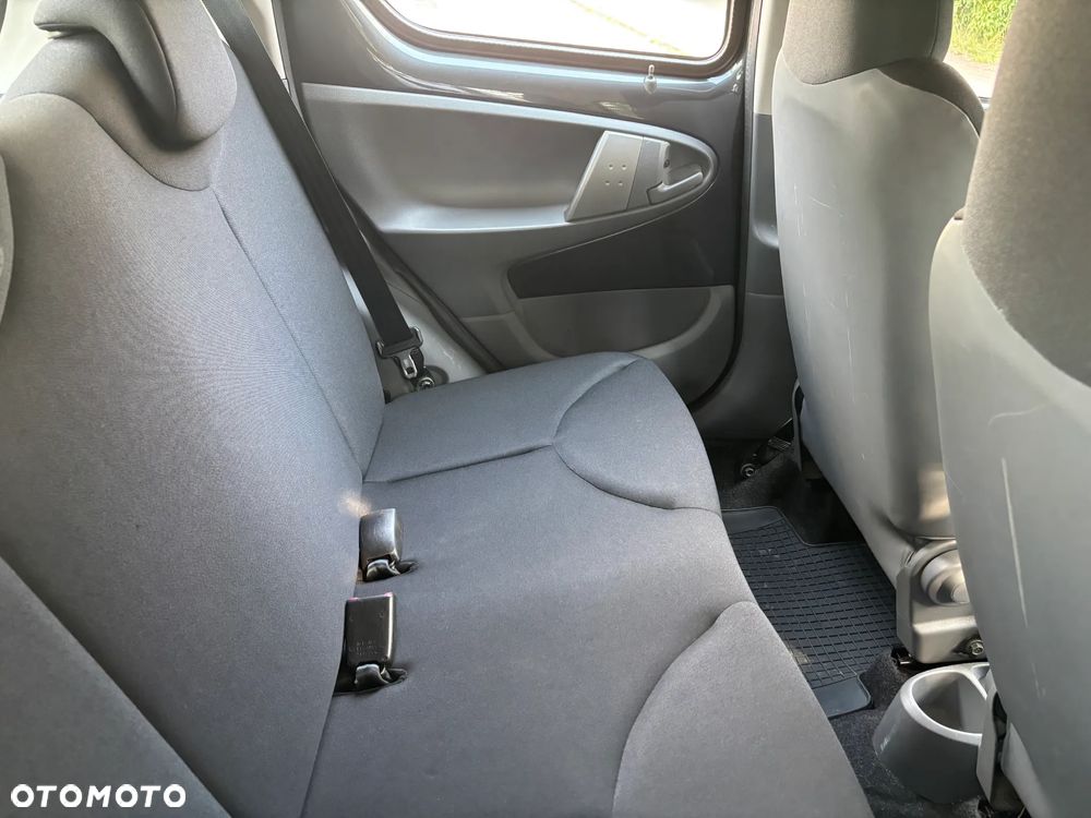Toyota Aygo - 15