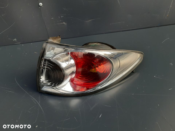 Lampa tylna prawa Mazda 6 Combi 02-07r.