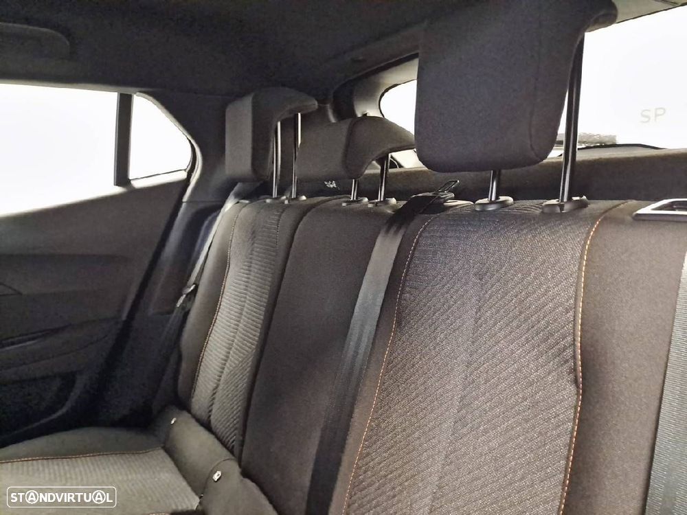 Peugeot 2008 1.2 PureTech Style - 10