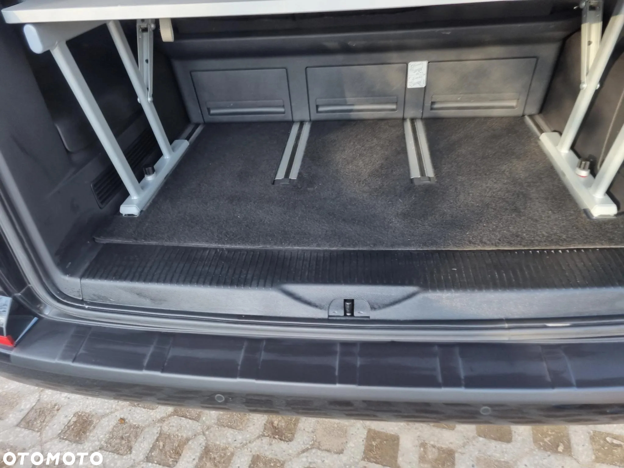 Volkswagen Multivan 2.0 TDI L1 Comfortline 4Motion DSG - 16